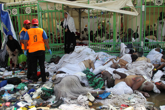 خامنئي يطالب السعودية بالاعتذار عن كارثة التدافع في مشعر منى صورة رقم 7