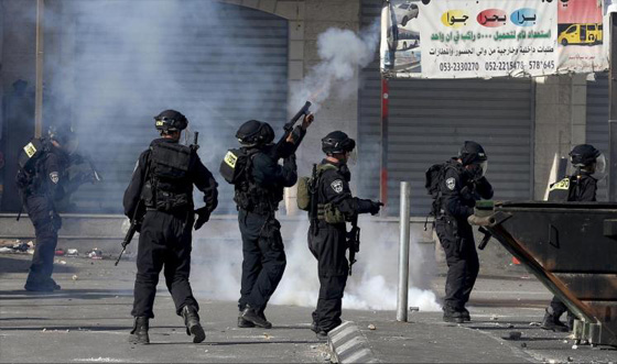 اسرائيل تضيق الحناق على راشقي الحجارة وتحاصرهم بالرصاص الحي صورة رقم 2