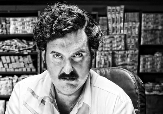  ملياردير تجارة المخدرات يحرق مليوني دولار لتدفئة ابنته من البرد صورة رقم 3