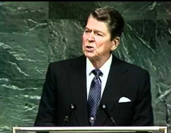 أشهر خطابات في تاريخ الامم المتحدة.. عن قوى الشر والشياطين واطولها استمر أربع ساعات ونصف صورة رقم 2