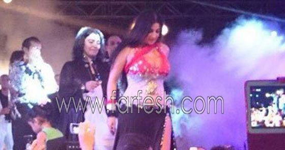 براءة الراقصة صافيناز من تهمة اهانة العلم المصري والاكتفاء بتغريمها 30 الف جنيه صورة رقم 1