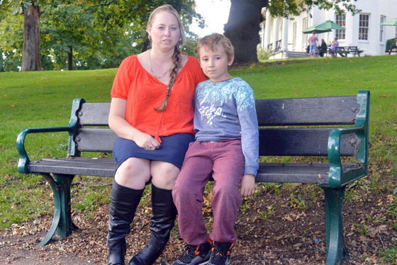 بريطانيا: تغيب الابن عن المدرسة قد يؤدي لزج والدته في السجن صورة رقم 4