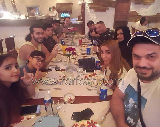  صور دنيا بطمة مع حلا الترك تشاهدان فيلم اهواك للنجم تامر حسني صورة رقم 1