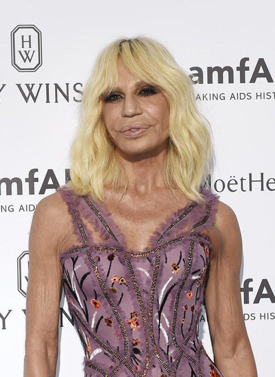صور فنانين ومشاهير دمرتهم عمليات التجميل.. ايرزهم مايكل جاكسون صورة رقم 14