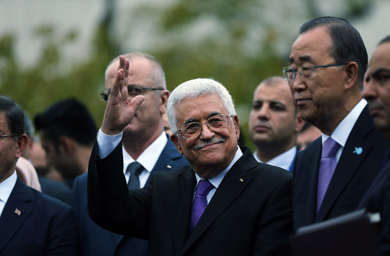 فلسطين ترفع علمها في الامم المتحدة لاول مرة.. وعباس يقول لاسرائيل لا صورة رقم 11