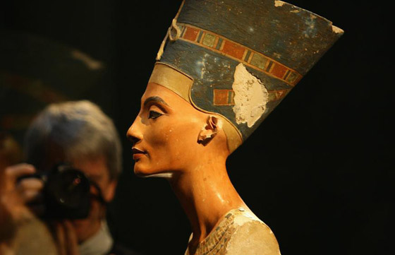 عالم بريطاني يكشف عن خططه لاكتشاف مقبرة نفرتيتي السرية صورة رقم 2