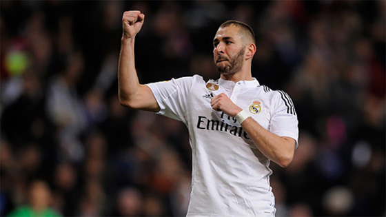  صور مشاهير عرب وعالميين قدموا تبرعات لقضايا عامة انسانية صورة رقم 8