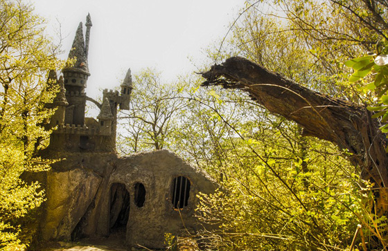 صور اجمل حديقة ملاهي مهجورة في العالم تسكنها الاشباح ويملأها الرعب صورة رقم 9