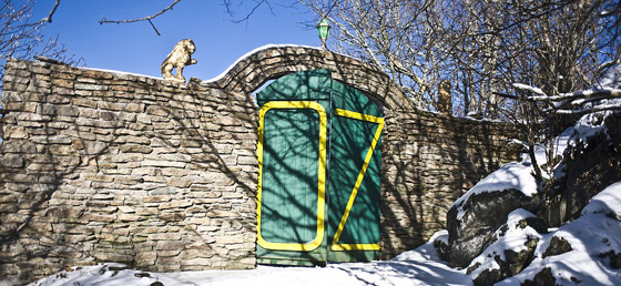 صور اجمل حديقة ملاهي مهجورة في العالم تسكنها الاشباح ويملأها الرعب صورة رقم 13