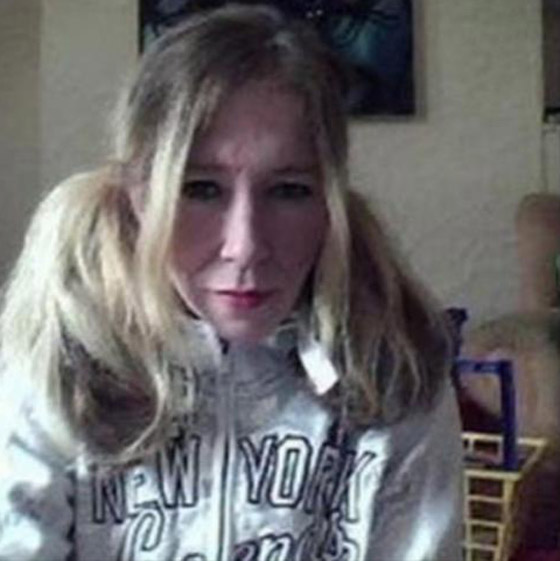 عازفة روك بريطانية بعد انضمامها لداعش: أنتم المسيحيون تستحقون قطع الرؤوس بالسكين صورة رقم 5 عازفة روك بريطانية بعد انضمامها لداعش: أنتم المسيحيون تستحقون قطع الرؤوس بالسكين صورة رقم 5