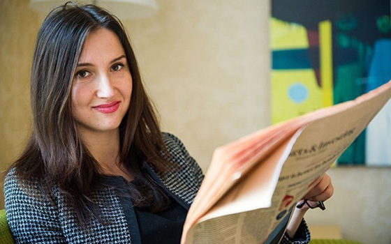 عايدة.. لاجئة بوسنية أصبحت أصغر وزيرة في تاريخ السويد صورة رقم 1