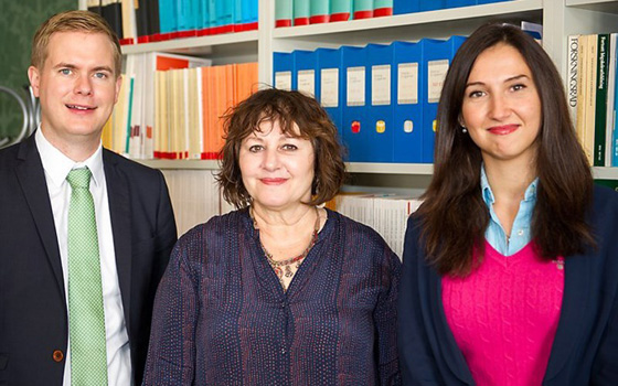 عايدة.. لاجئة بوسنية أصبحت أصغر وزيرة في تاريخ السويد صورة رقم 12