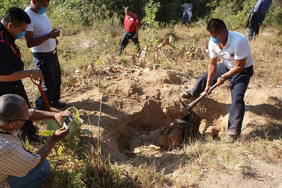 القبض على زعيمة عصابة قتلت 150 شخصا بعدما وشى بها صديقها صورة رقم 15