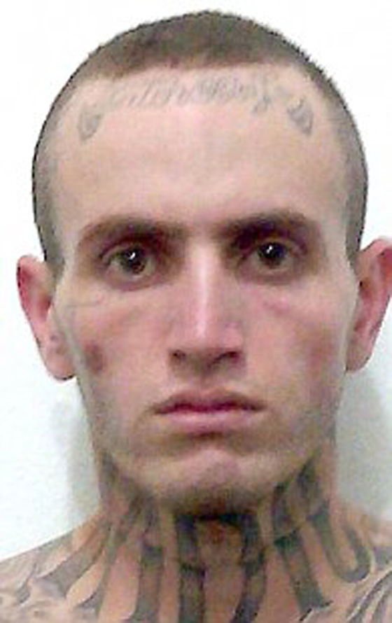 القبض على زعيمة عصابة قتلت 150 شخصا بعدما وشى بها صديقها صورة رقم 11