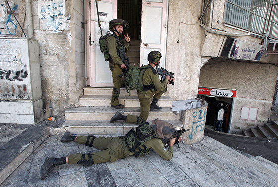  سقوط شهيد فلسطيني فجرا ونتنياهو يفقد اعصابه: معركة حتى الموت صورة رقم 4