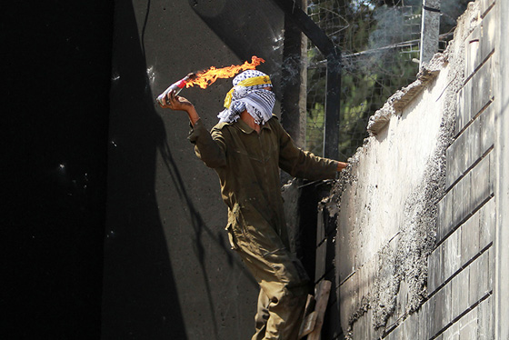  سقوط شهيد فلسطيني فجرا ونتنياهو يفقد اعصابه: معركة حتى الموت صورة رقم 7