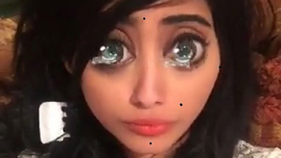صور فنانات قمن بتغيير ملامحهن بـ (تطبيق الكتروني)  صورة رقم 1