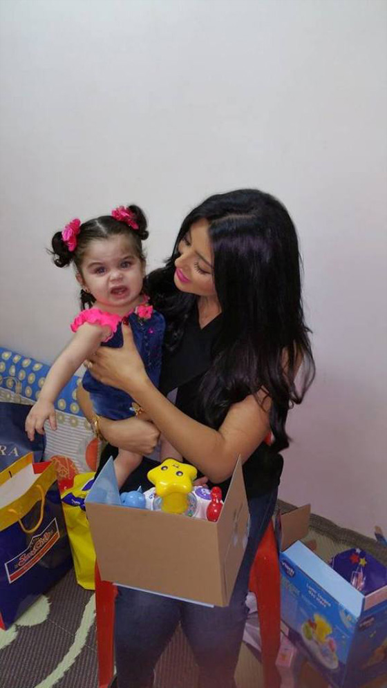 ملكة جمال عربية تتحدى الحرب وتتكفل برعاية طفلة سورية صورة رقم 4