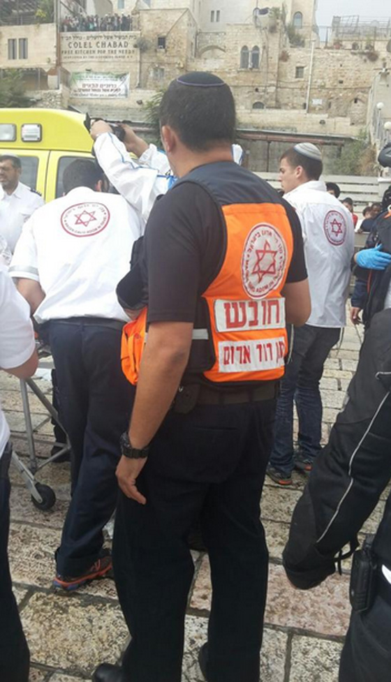 انباء متضاربة حول عملية طعن في القدس.. ضحيتها فتاة فلسطينية صورة رقم 4 انباء متضاربة حول عملية طعن في القدس.. ضحيتها فتاة فلسطينية صورة رقم 4