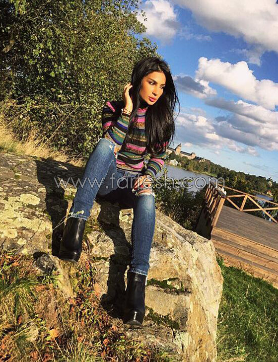صور الفنانة اللبنانية شيراز بكامل جمالها وجاذبيتها في باريس صورة رقم 12