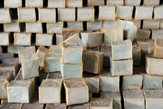 منطقة فرنسية تعيش حالة من الرعب والاستنفار.. بسبب صابون سوري!! صورة رقم 1