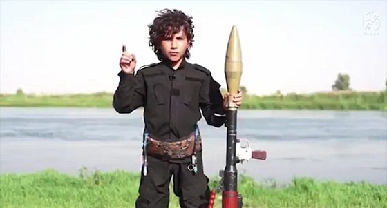 شبل داعشي يخير اوباما بين دفع الجزية وقطع الراس صورة رقم 2 شبل داعشي يخير اوباما بين دفع الجزية وقطع الراس صورة رقم 2