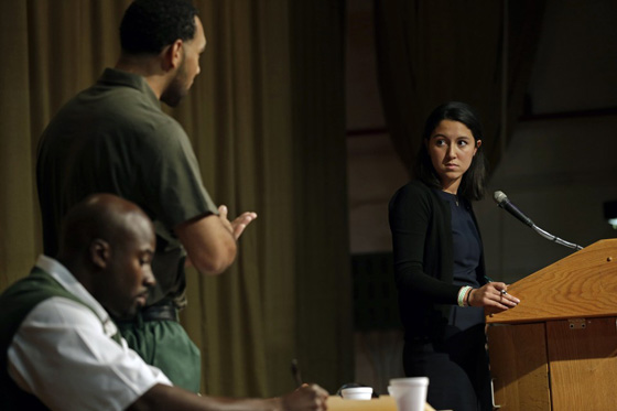 فريق النقاش في سجن امريكي يهزم فريق جامعة هارفارد صورة رقم 7 فريق النقاش في سجن امريكي يهزم فريق جامعة هارفارد صورة رقم 7