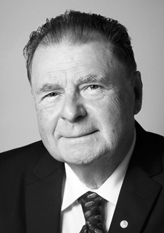 الفلبين: وفاة عالم كيميائي حائز على جائزة نوبل.. فقيرا معدما صورة رقم 1