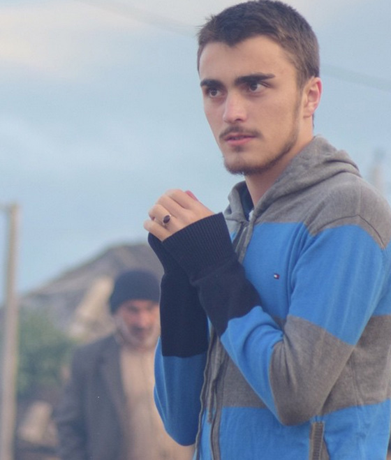 جدل واسع في ايران حول سيلفي حفيد الخميني امام الكعبة صورة رقم 2