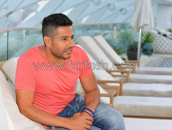 محمد حماقي يعترف: طلاقي ووفاة والدي عطّلا البومي ولا أعيش قصة حب جديد صورة رقم 6