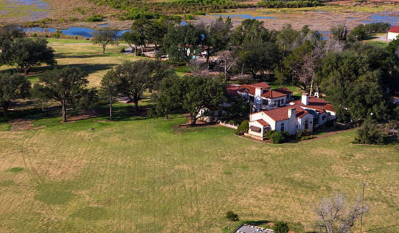 اكبر مزرعة في العالم معروضة للبيع.. شاهدها بالصور وتكهن بثمنها صورة رقم 3