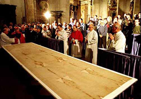 هل صُنع كفن تورينو المتعلق بجسم السيد المسيح في الهند؟  صورة رقم 9