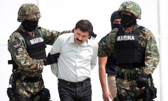  اخطر مجرم في العالم يفلت مرة اخرى من قبضة الشرطة رغم اصابته صورة رقم 3