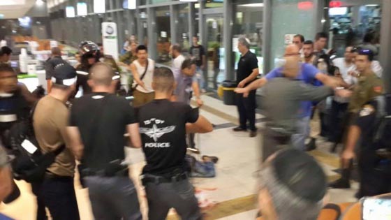 منفذ عملية بئر السبع بدوي يحمل الهوية الاسرائيلية ومقتل لاجئ اريتري صورة رقم 3