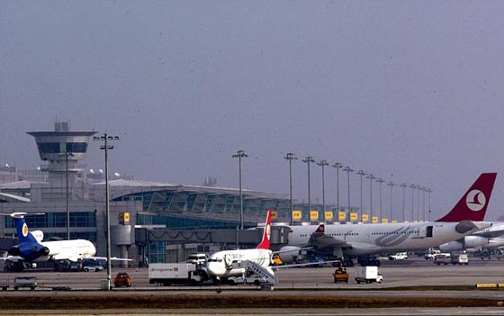 صحفية بريطانية تنتحر شنقا بمطار اسطنبول بسبب تأخرها عن رحلتها صورة رقم 3