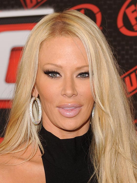 ملكة البورنو تتجند بسلاح الاغراء لتدعم اسرائيل وتكره اوباما وفلسطين صورة رقم 12 ملكة البورنو تتجند بسلاح الاغراء لتدعم اسرائيل وتكره اوباما وفلسطين صورة رقم 12