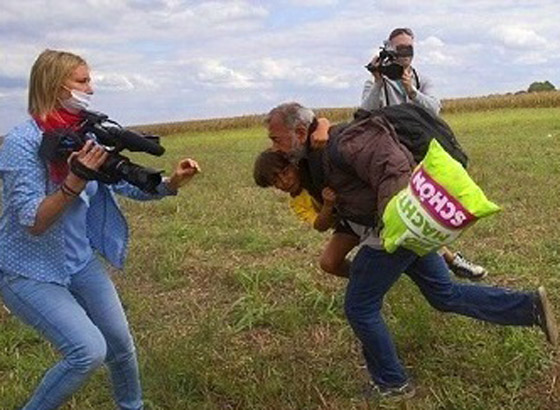 تصريح مثير للمجرية التي فركشت اللاجئ السوري.. ستنتقم منه ومن الفيسبوك صورة رقم 4 تصريح مثير للمجرية التي فركشت اللاجئ السوري.. ستنتقم منه ومن الفيسبوك صورة رقم 4