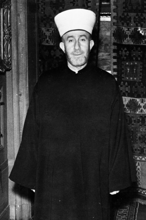 عاصفة من الردود بعد اتهام نتنياهو للمفتي باقناع هتلر بتنفذ الهولوكست صورة رقم 5 عاصفة من الردود بعد اتهام نتنياهو للمفتي باقناع هتلر بتنفذ الهولوكست صورة رقم 5