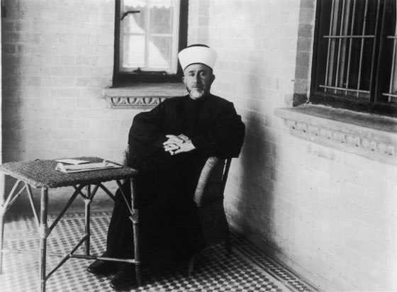 عاصفة من الردود بعد اتهام نتنياهو للمفتي باقناع هتلر بتنفذ الهولوكست صورة رقم 2 عاصفة من الردود بعد اتهام نتنياهو للمفتي باقناع هتلر بتنفذ الهولوكست صورة رقم 2