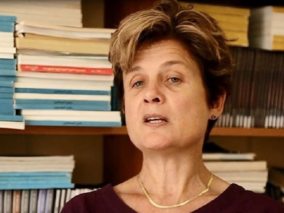 فيديو الصحفية جاكلين ساتون قبل العثور عليها مشنوقة في اسطنبول صورة رقم 6 فيديو الصحفية جاكلين ساتون قبل العثور عليها مشنوقة في اسطنبول صورة رقم 6