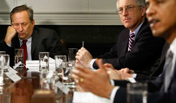 استراحة المحاربين.. صور لزعماء في قيلولة خلال مناسبات رسمية صورة رقم 13 استراحة المحاربين.. صور لزعماء في قيلولة خلال مناسبات رسمية صورة رقم 13