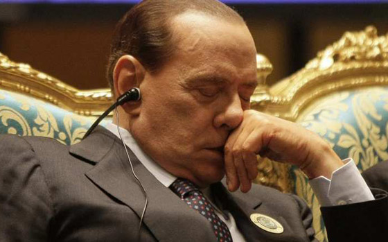 استراحة المحاربين.. صور لزعماء في قيلولة خلال مناسبات رسمية صورة رقم 5 استراحة المحاربين.. صور لزعماء في قيلولة خلال مناسبات رسمية صورة رقم 5