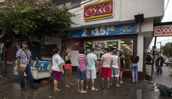 اقوى اعصار في تاريخ البشرية يجتاح المكسيك بسرعة 325 كلم صورة رقم 11 اقوى اعصار في تاريخ البشرية يجتاح المكسيك بسرعة 325 كلم صورة رقم 11