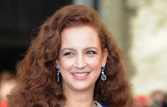 انتحل شخصية زوجة الملك محمد السادس لغرض الاحتيال والنصب صورة رقم 4