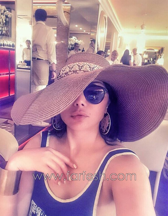 صور هيفاء وهبي تخلع حذاءها لتثبت ان قدمها ليست مشوهة!! صورة رقم 8