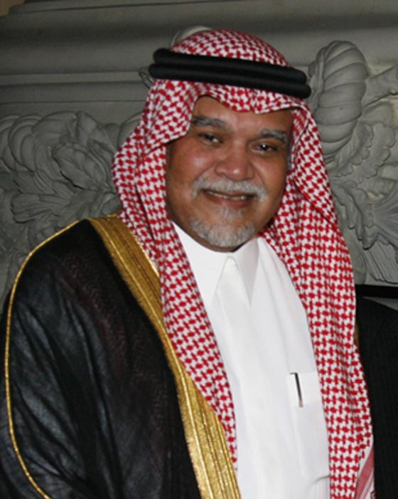 بندر بن سلطان اسر قلب المرأة الحديدية وخاب امله من صدام وعرفات صورة رقم 6