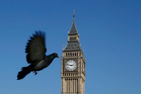 لندن تتخلى عن ساعة بيغ بن الشهيرة.. شاخت واصبحت تدق متأخرة! صورة رقم 2