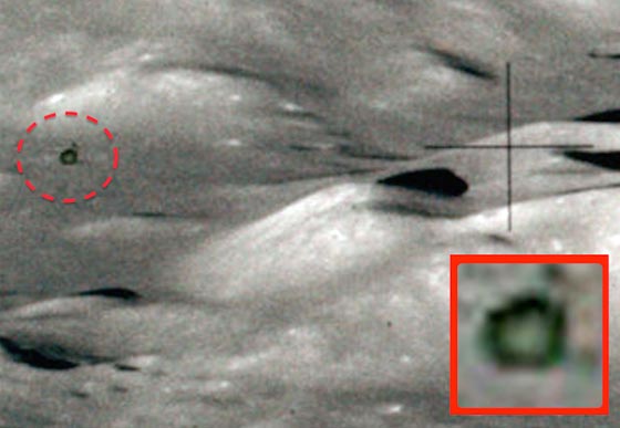 مصادفة رائعة تمكن رواد فضائيين من التقاط صورة لطبق طائر على القمر صورة رقم 1