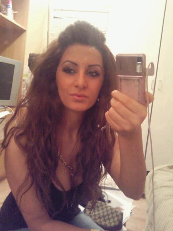 الدنمارك تصادر جواز سفر الحسناء الكردية بعد عودتها من مقاتلة الدواعش!! صورة رقم 14