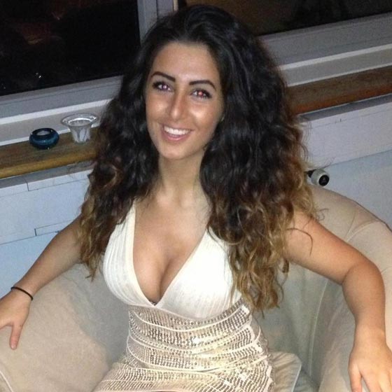 الدنمارك تصادر جواز سفر الحسناء الكردية بعد عودتها من مقاتلة الدواعش!! صورة رقم 20